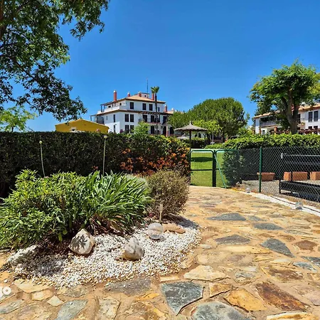 Kon01 Poolside Access Ground Floor 3 Bedrooms *